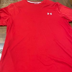 Under armor heat gear loose t shirt lg